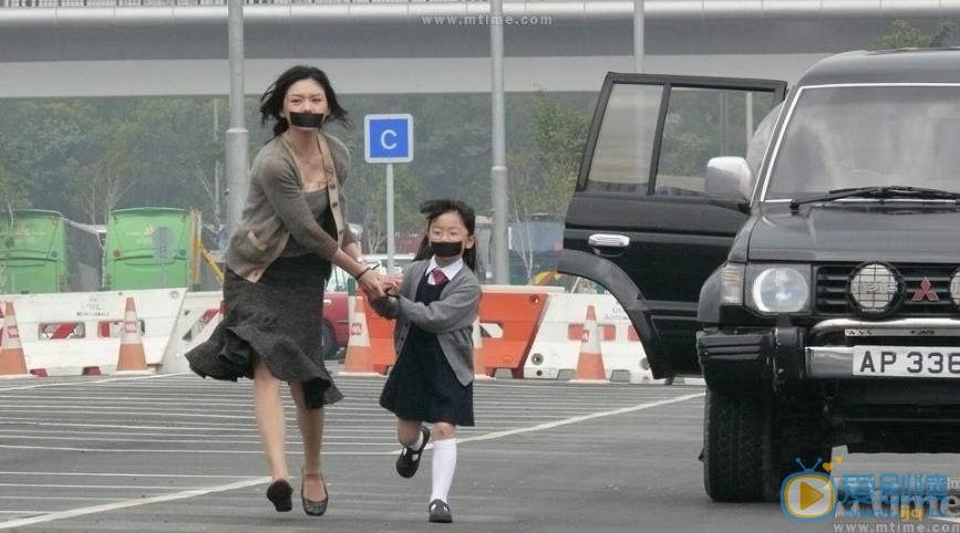 徐熙媛《保持通话》剧照 徐熙媛高清写真_徐熙媛高清剧照