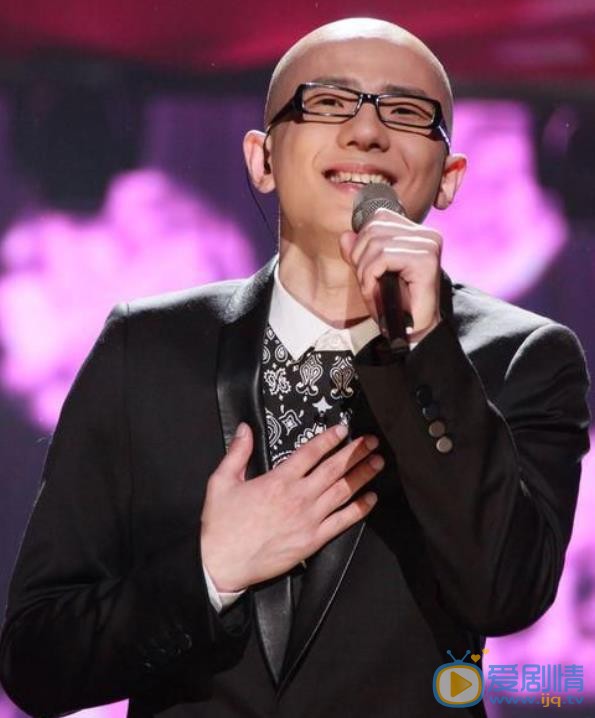 平安演出照 平安高清写真_平安高清剧照