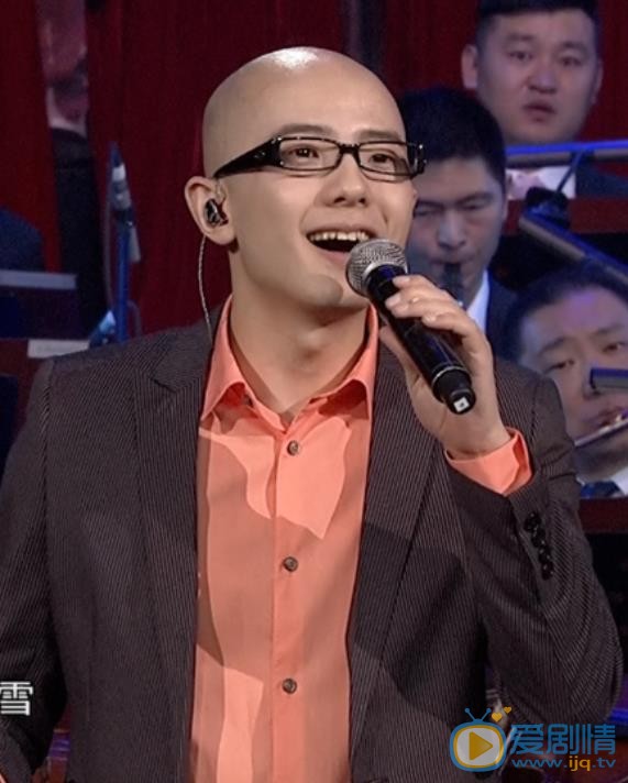 平安演出照 平安高清写真_平安高清剧照