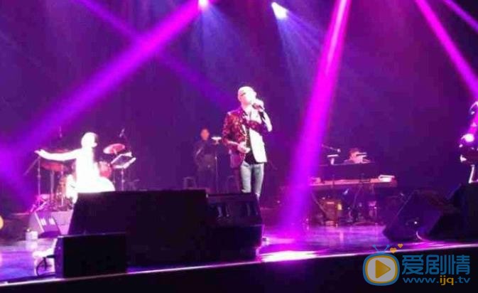 平安演出照 平安高清写真_平安高清剧照