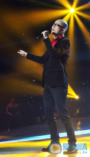 平安演出照 平安高清写真_平安高清剧照