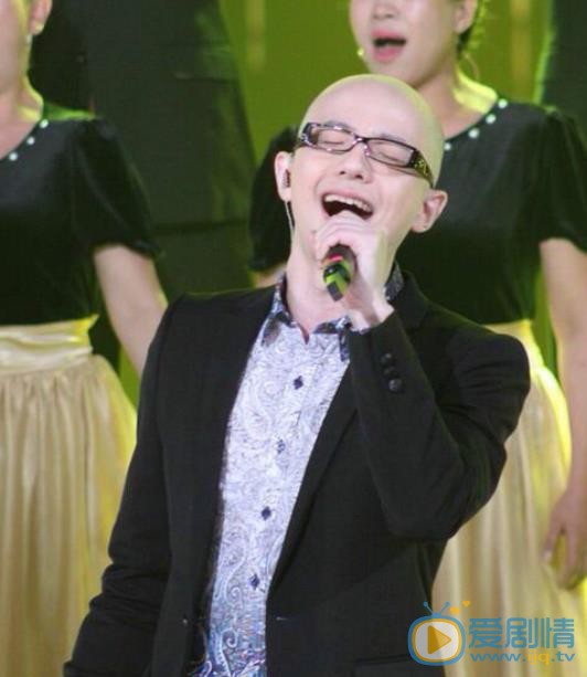 平安演出照 平安高清写真_平安高清剧照