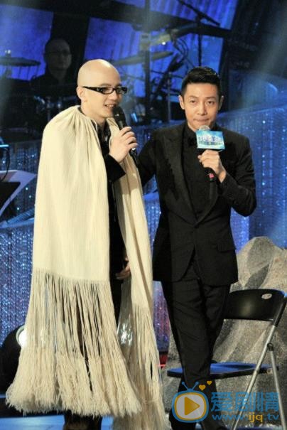 平安演出照 平安高清写真_平安高清剧照