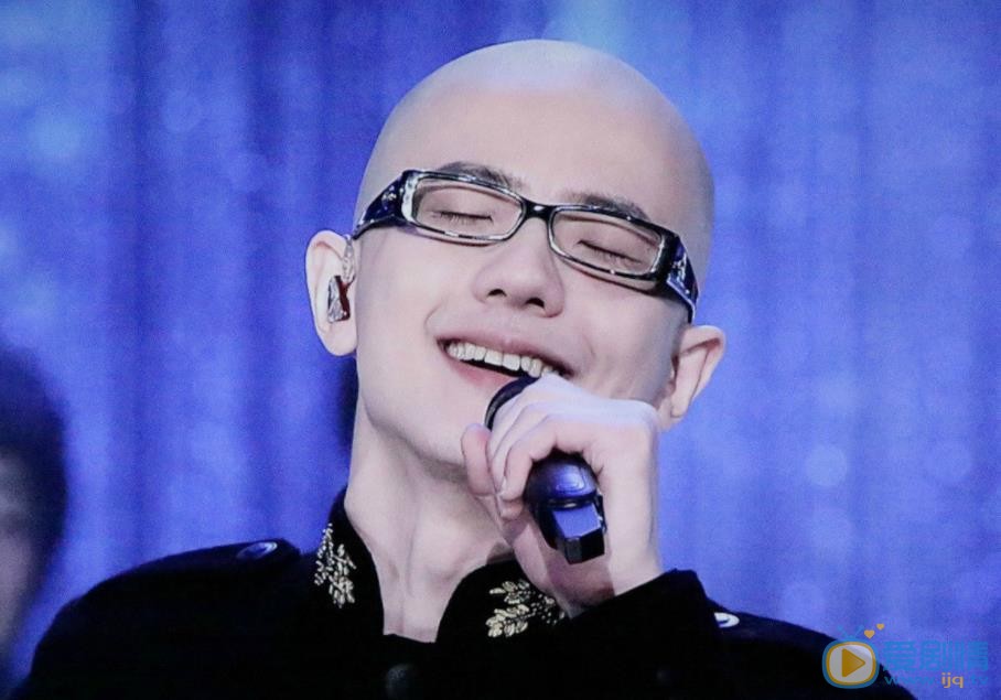 平安演出照 平安高清写真_平安高清剧照