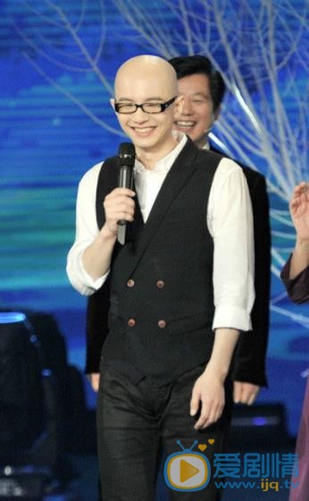 平安演出照 平安高清写真_平安高清剧照