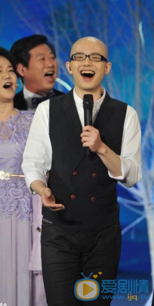 平安演出照 平安高清写真_平安高清剧照