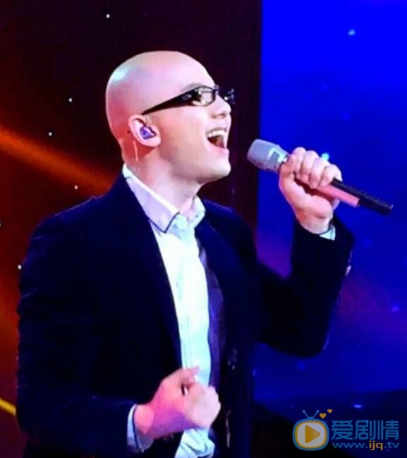 平安演出照 平安高清写真_平安高清剧照