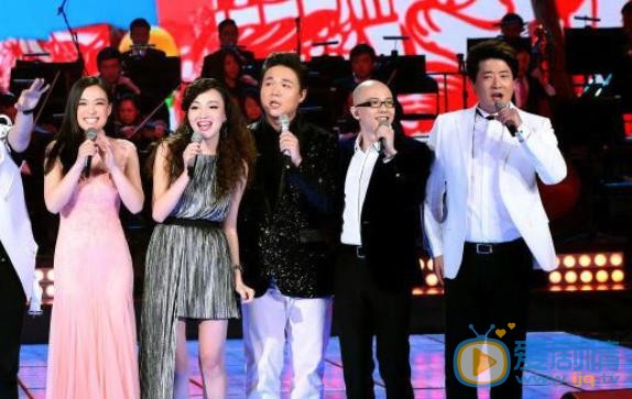 平安演出照 平安高清写真_平安高清剧照