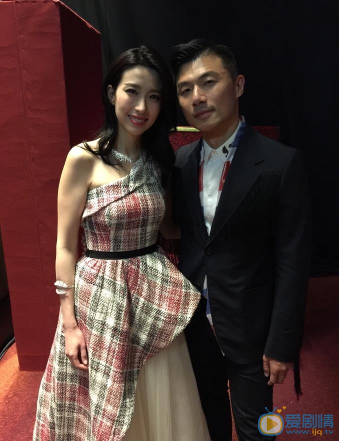 姚子羚与人合照 姚子羚高清写真_姚子羚高清剧照