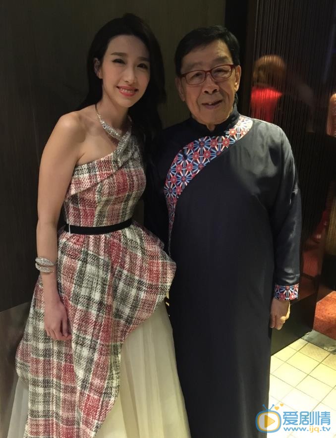 姚子羚与人合照 姚子羚高清写真_姚子羚高清剧照