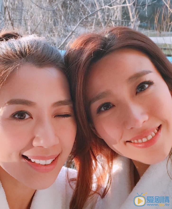 姚子羚与人合照 姚子羚高清写真_姚子羚高清剧照