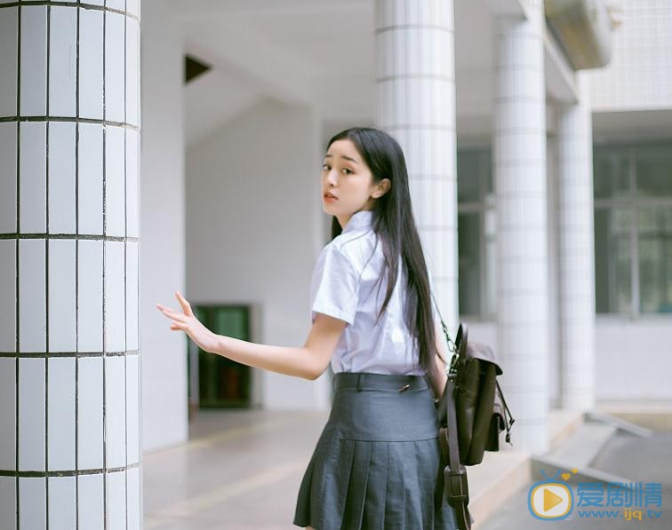 龚婉怡制服写真 龚婉怡高清写真_龚婉怡高清剧照