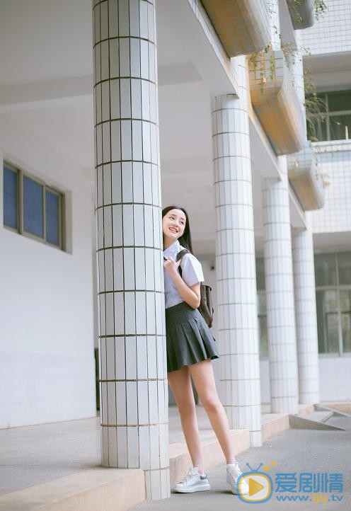 龚婉怡制服写真 龚婉怡高清写真_龚婉怡高清剧照