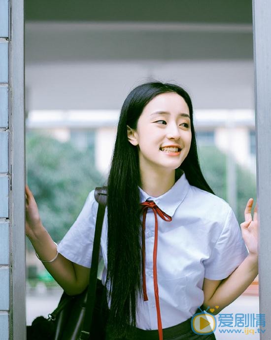 龚婉怡制服写真 龚婉怡高清写真_龚婉怡高清剧照