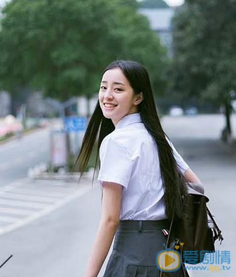 龚婉怡制服写真 龚婉怡高清写真_龚婉怡高清剧照