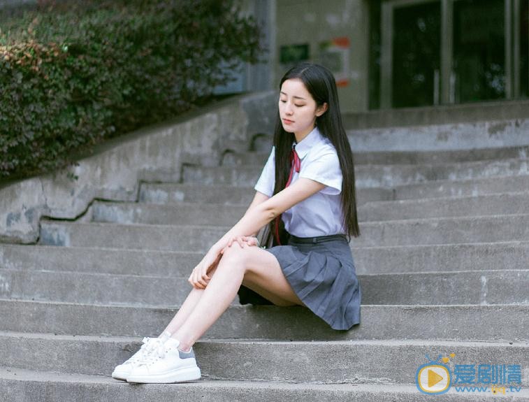 龚婉怡制服写真 龚婉怡高清写真_龚婉怡高清剧照