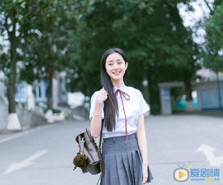 龚婉怡制服写真 龚婉怡高清写真_龚婉怡高清剧照