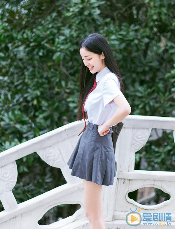 龚婉怡制服写真 龚婉怡高清写真_龚婉怡高清剧照