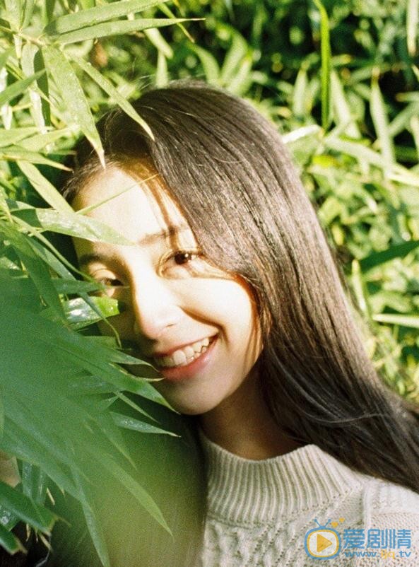 龚婉怡糖葫芦写真 龚婉怡高清写真_龚婉怡高清剧照