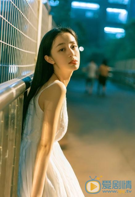 龚婉怡烟花写真 龚婉怡高清写真_龚婉怡高清剧照
