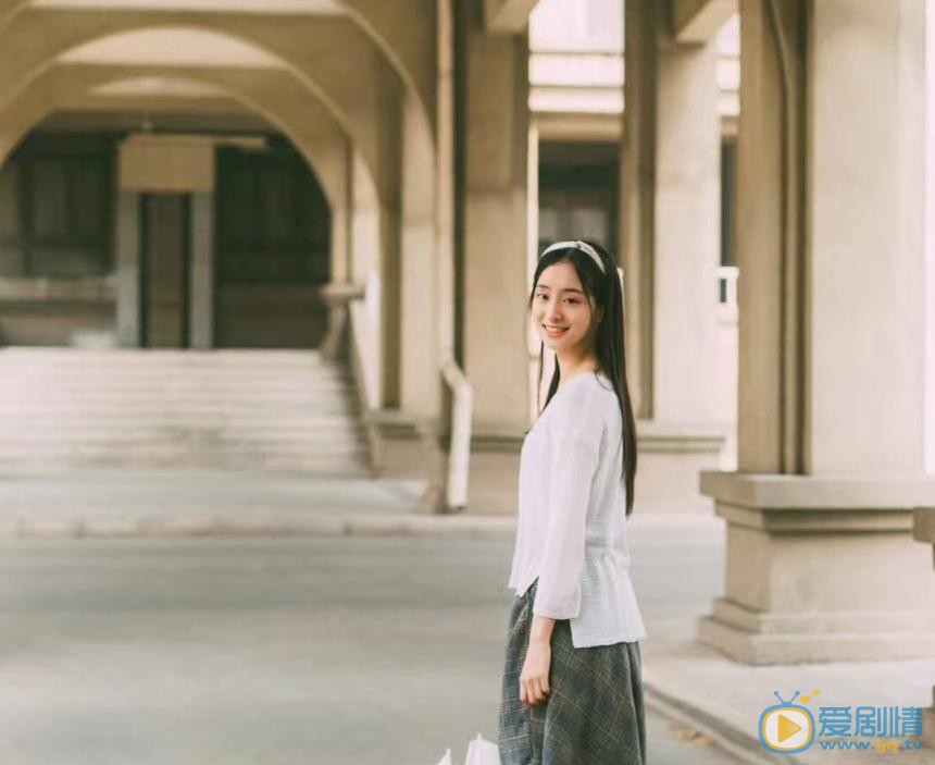 龚婉怡白色写真 龚婉怡高清写真_龚婉怡高清剧照