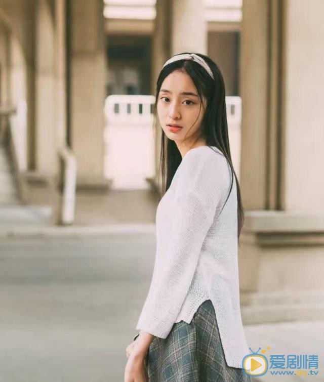 龚婉怡白色写真 龚婉怡高清写真_龚婉怡高清剧照