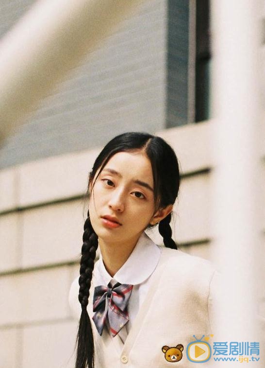 龚婉怡制服写真 龚婉怡高清写真_龚婉怡高清剧照