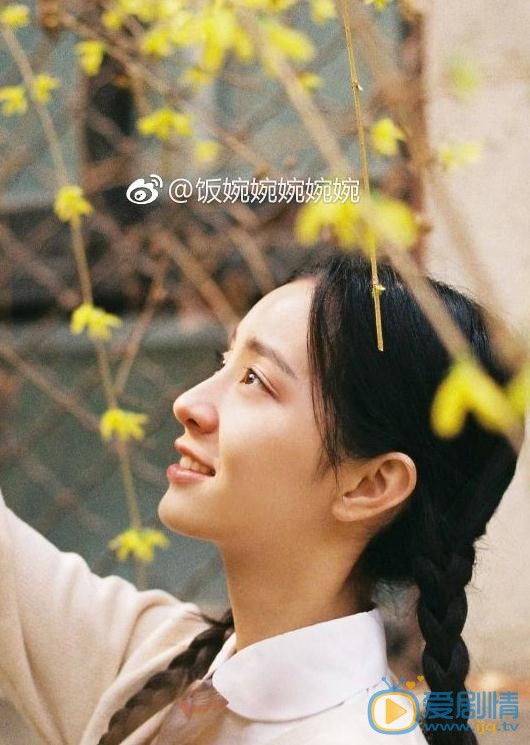 龚婉怡制服写真 龚婉怡高清写真_龚婉怡高清剧照