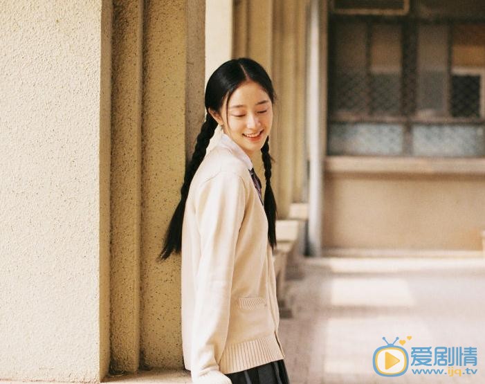 龚婉怡制服写真 龚婉怡高清写真_龚婉怡高清剧照