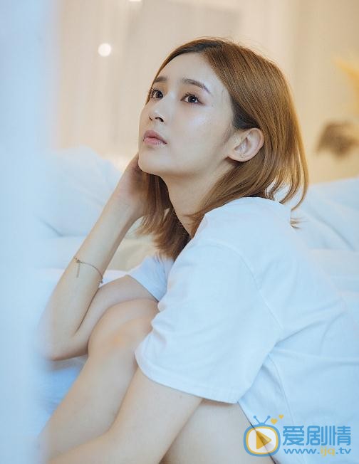 郭小炜气质写真 郭小炜高清写真_郭小炜高清剧照