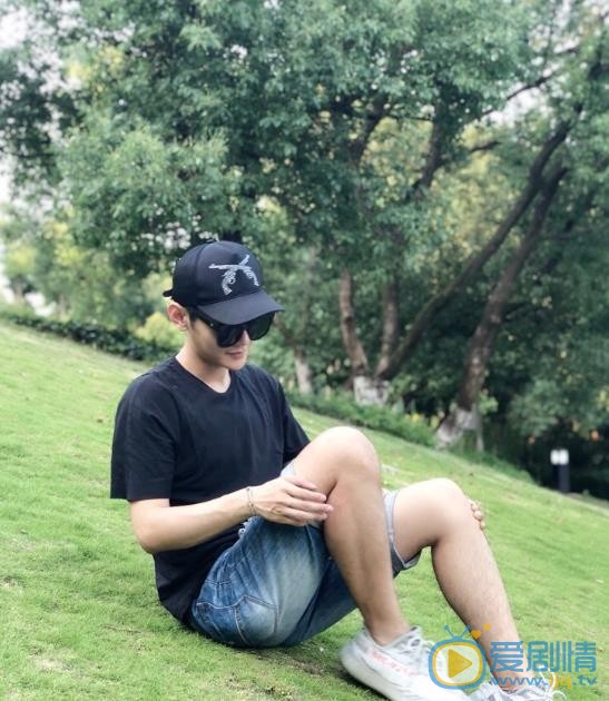 余凯宁生活照 余凯宁高清写真_余凯宁高清剧照
