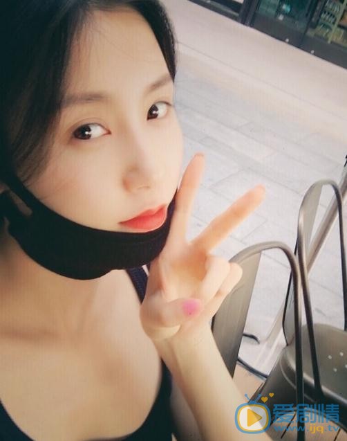 石洋子生活照 石洋子高清写真_石洋子高清剧照