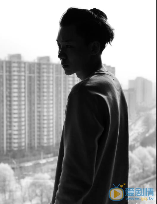 刘怡潼时尚街拍 刘怡潼高清写真_刘怡潼高清剧照