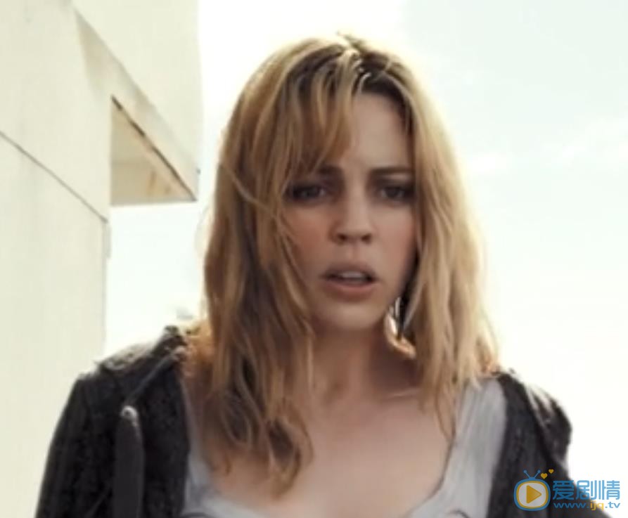 梅丽莎·乔治TRIANGLE剧照 梅丽莎·乔治高清写真_梅丽莎·乔治高清剧照