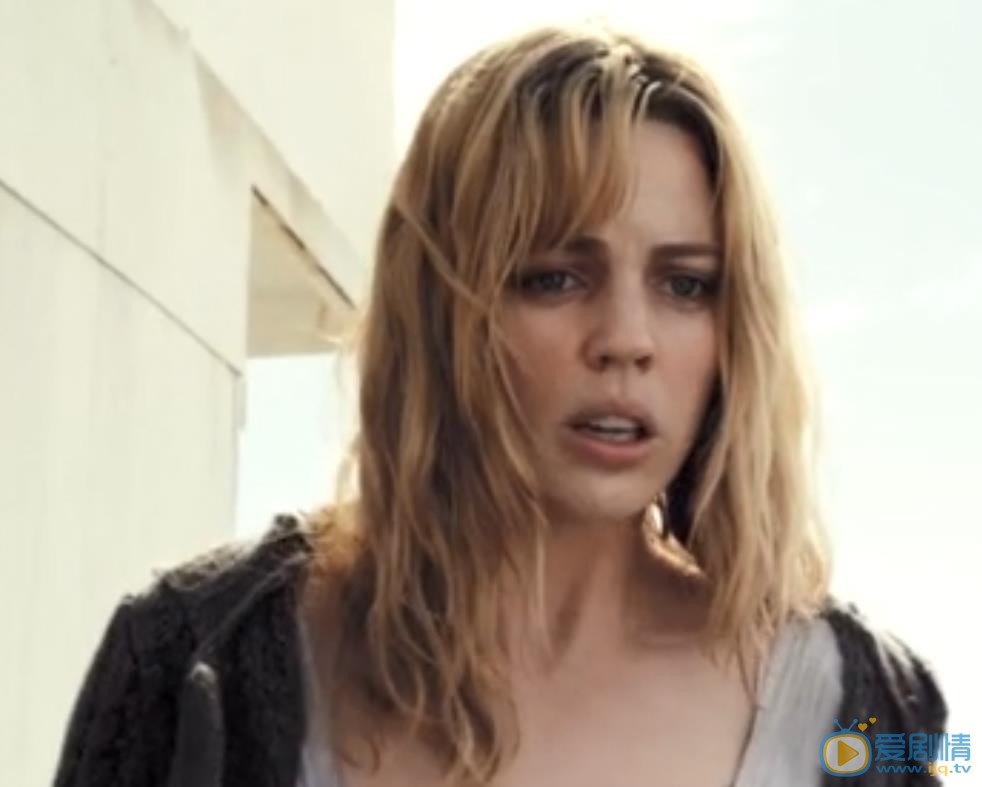 梅丽莎·乔治TRIANGLE剧照 梅丽莎·乔治高清写真_梅丽莎·乔治高清剧照