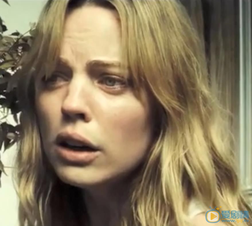 梅丽莎·乔治TRIANGLE剧照 梅丽莎·乔治高清写真_梅丽莎·乔治高清剧照