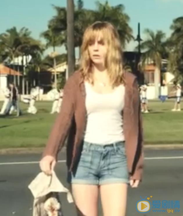 梅丽莎·乔治TRIANGLE剧照 梅丽莎·乔治高清写真_梅丽莎·乔治高清剧照