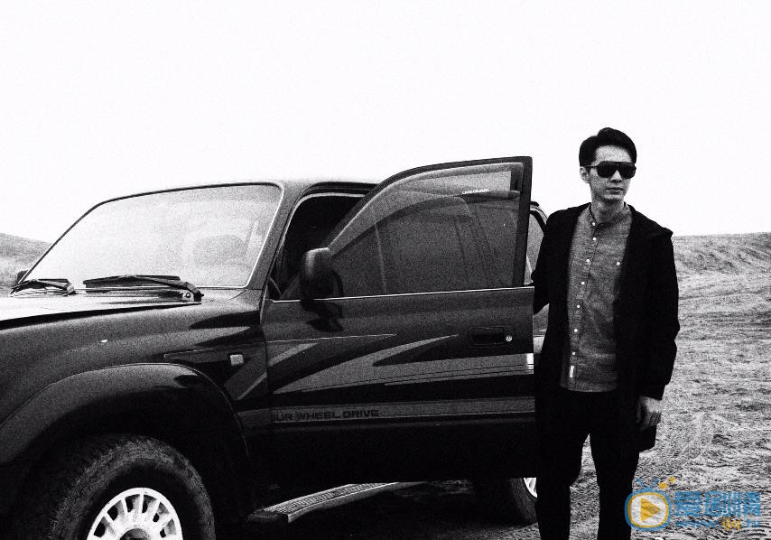 刘智扬时尚街拍 刘智扬高清写真_刘智扬高清剧照