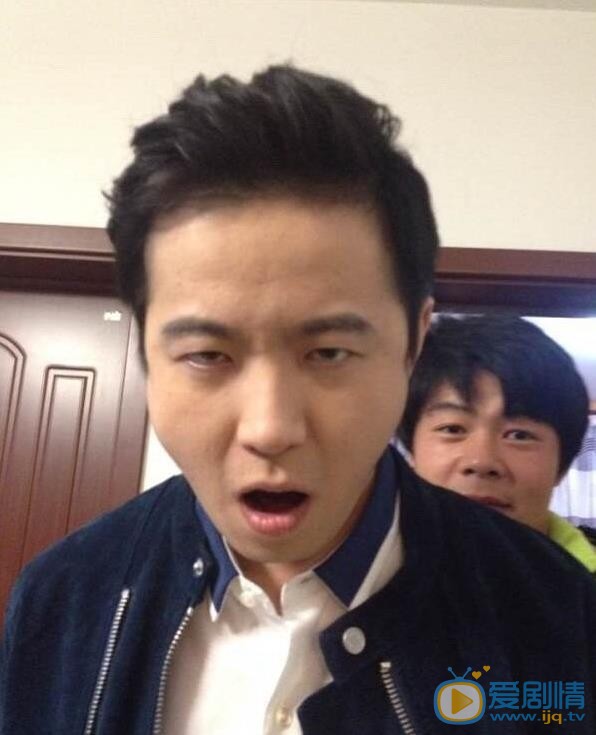 张瀚生生活照 张瀚生高清写真_张瀚生高清剧照