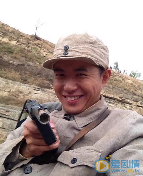 张瀚生生活照 张瀚生高清写真_张瀚生高清剧照