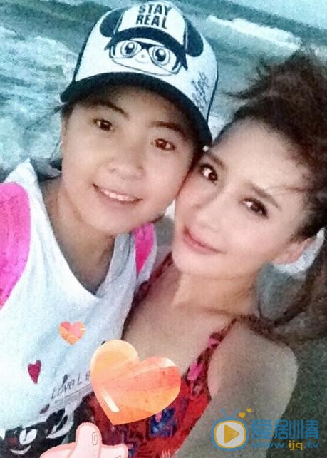杨舒婷与人合照 杨舒婷高清写真_杨舒婷高清剧照