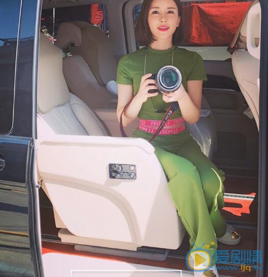 杨舒婷与人合照 杨舒婷高清写真_杨舒婷高清剧照