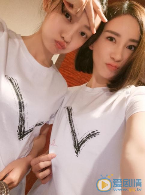 杨舒婷与人合照 杨舒婷高清写真_杨舒婷高清剧照