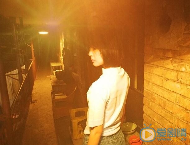 秦鸣悦夜色照 秦鸣悦高清写真_秦鸣悦高清剧照