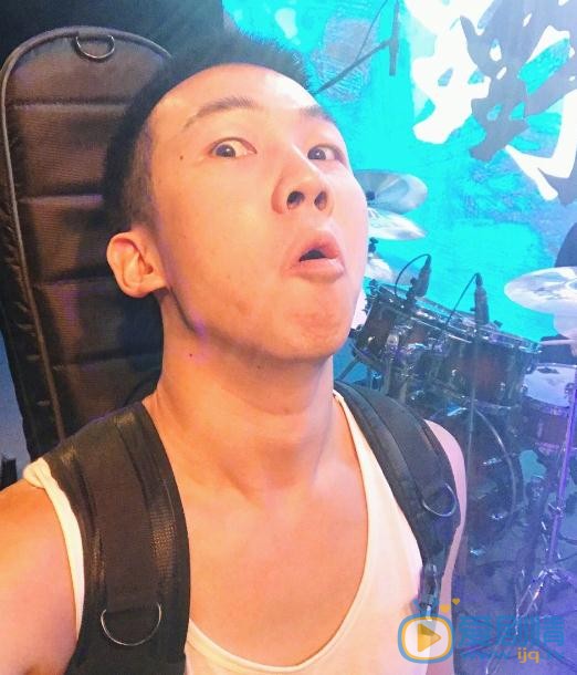 白举纲生活照 白举纲高清写真_白举纲高清剧照
