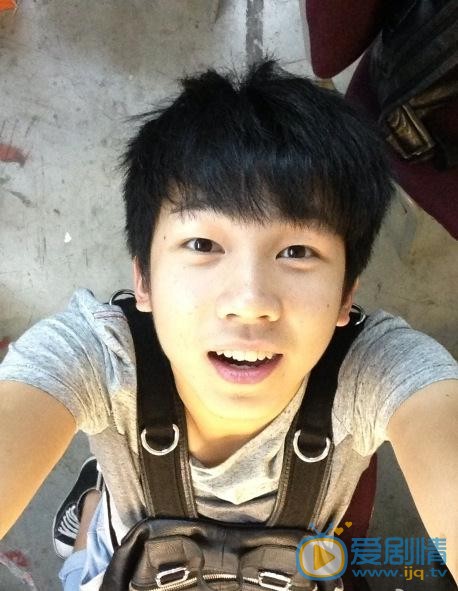 白举纲生活照 白举纲高清写真_白举纲高清剧照