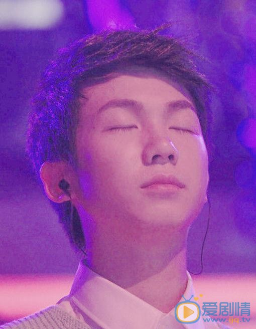 白举纲2013快男照 白举纲高清写真_白举纲高清剧照