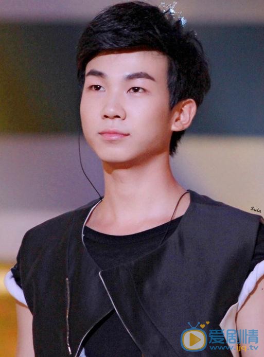 白举纲2013快男照 白举纲高清写真_白举纲高清剧照