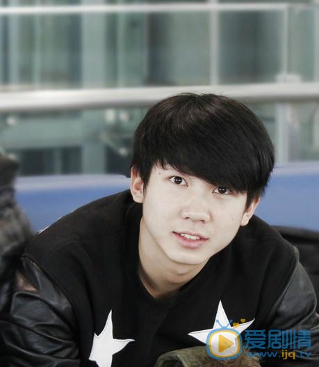 白举纲生活照 白举纲高清写真_白举纲高清剧照