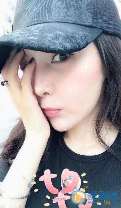 何昊阳生活照 何昊阳高清写真_何昊阳高清剧照
